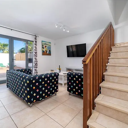 Casa *